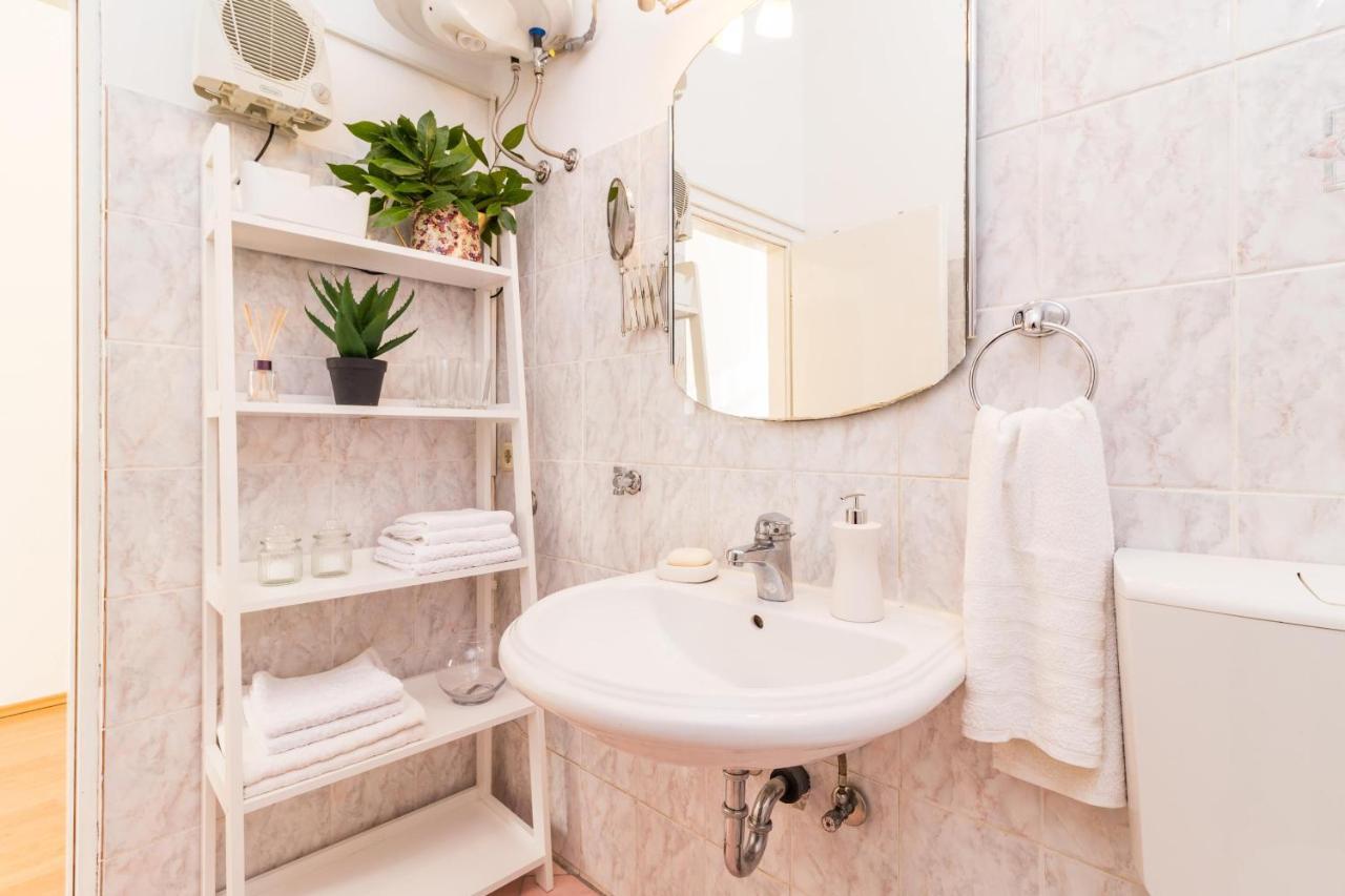 Apartman Lussi Pula Exterior photo